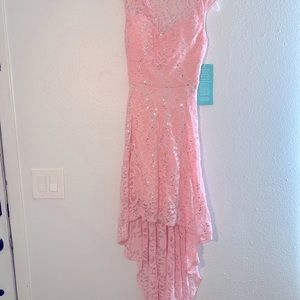 B.Smart Pink Formal Size 7